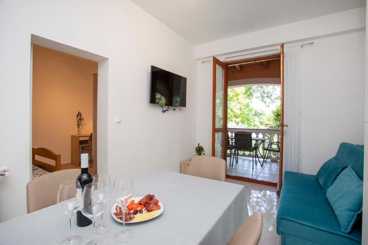 Apartmani Marica Plomin Ngoại thất bức ảnh