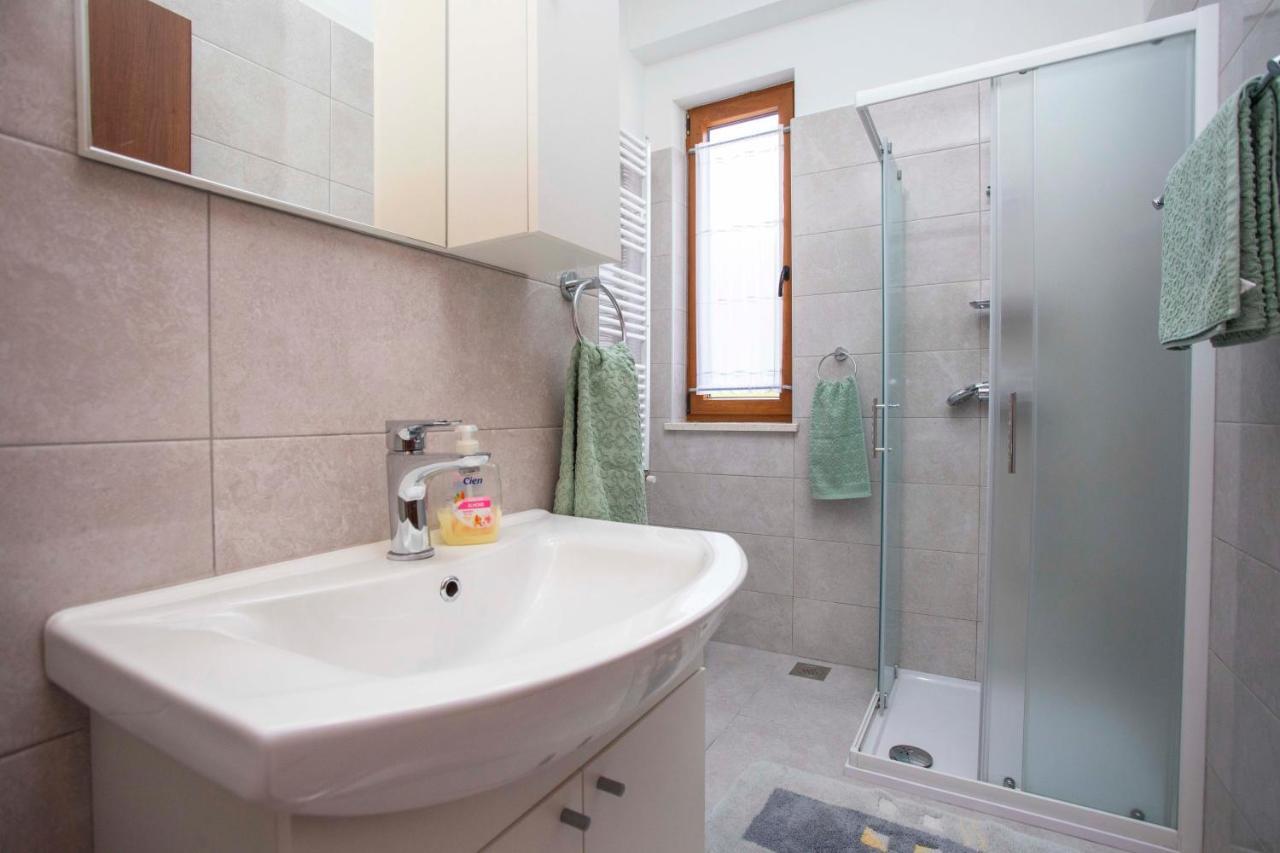 Apartmani Marica Plomin Ngoại thất bức ảnh