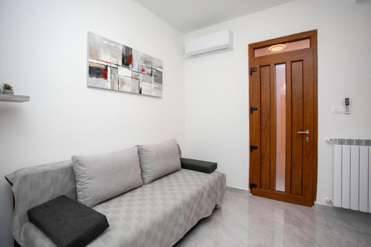 Apartmani Marica Plomin Ngoại thất bức ảnh